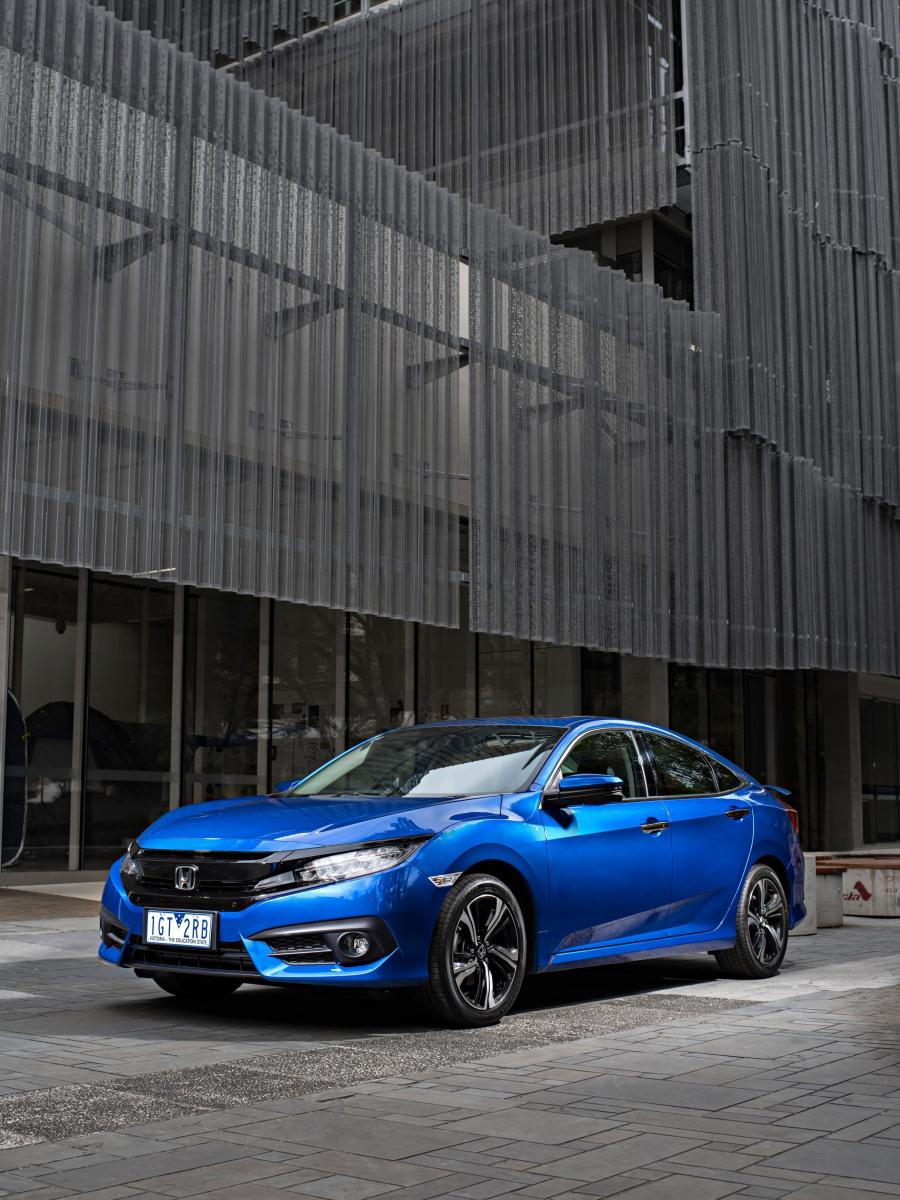  Honda Civic Sedan RS 2016 года  (AU) (фото 16 из 31)